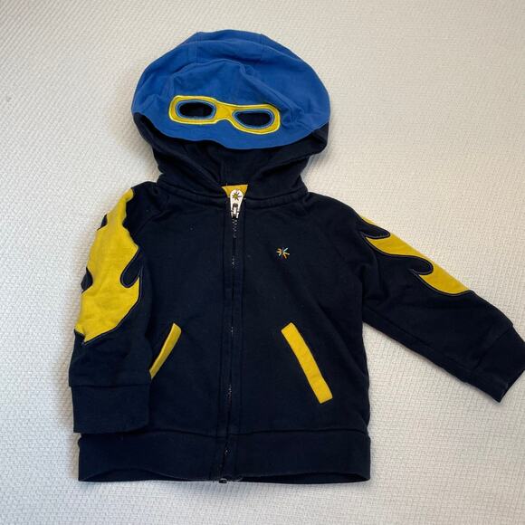 Toddler Superhero Hoodie with cape - Picture 1 of 4